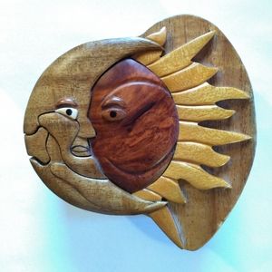 Intarsia puzzle box, 💯 wood